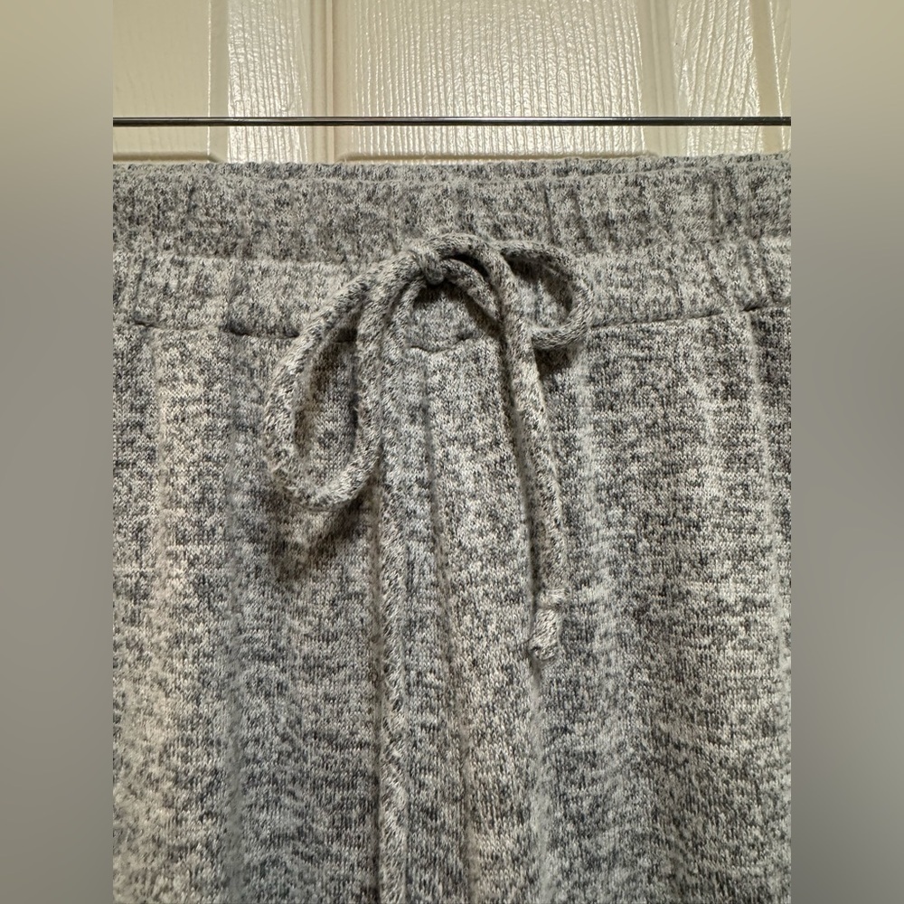 Carly Jean Los Angeles Gray Lounge Wide Leg Pants - Picture 4 of 8
